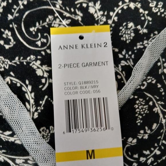 ANNE Klein 2. Size M. PAJAMA SET - Picture 2 of 9